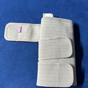 Frida waist cincher. Has not been used